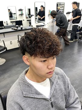 メンズサロンドットリアン(dot. lien) スペインカール フェード スパイラルパーマ【町田//町田駅】