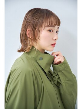 リトル 足利(little) イヤリングカラーと外ハネでお洒落ボブ