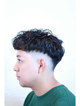 レオンプラス 具志川店(LEON plus+) スペインカール