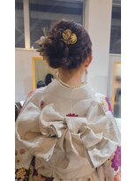 ネオリーブアーチ 武蔵小山店(Neolive arch)&nbsp;卒業式　シニョンアレンジ   武蔵小山