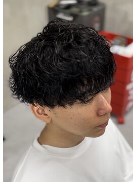 バジー バイ ディーアンドティー(Buzzy by D&T) シャドウパーマ