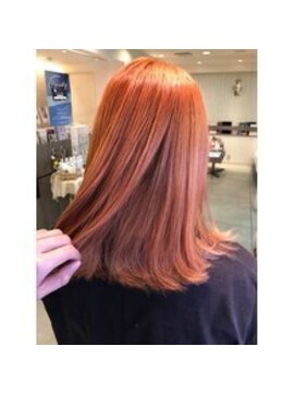 ニューヨークニューヨーク 大久保店(NYNY) ケアブリーチで韓国アイドル風オレンジカラー
