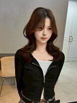 ドロシー 郡山桑野店(Dorothy)&nbsp;ミニウルフチェリーブラウンホワイトグレージュフェザーパーマ