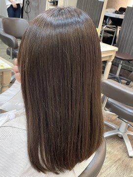 アルターリール(aL ter Rire) 暗めカラー/デザインカラー/フェイスフレーミング/澤瑞絵