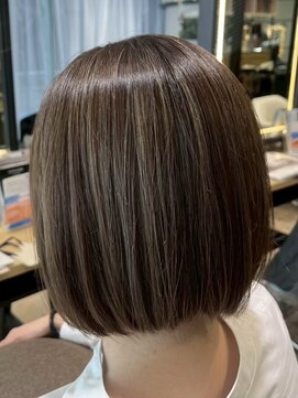 ジュイール(jouir) 三鷹ショートボブくびれショートイルミナカラー顔周りレイヤー