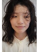 イツカ(itsuka)&nbsp;無造作なミディアムパーマ