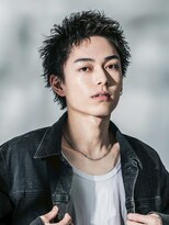アロ 渋谷(Alo) ニュアンスパーマ/センターパート/波巻きツイストスパイラル渋谷