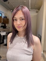 ホテリー(Hotely)&nbsp;ブリーチありカラー20代セミロングレイヤー【代官山】