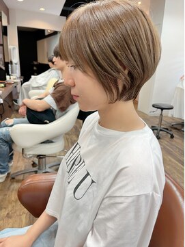 スリー(Th:ree) 大人可愛い20代30代40代ボブ丸みとくびれショート◎