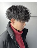 縦落ちツイスパ ツイスパ カルマパーマ ウルフ 新宿東口