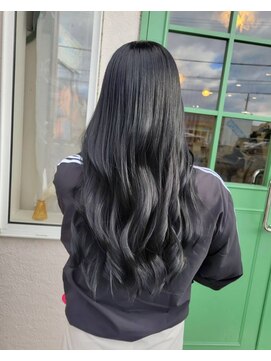 フゥカ 売市店(fuka) ブルーブラックカラー＋八戸韓国人風スタイル