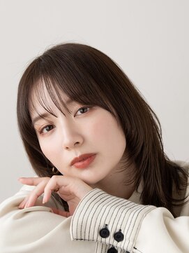 エアー 青山(AIR) 顔まわりレイヤーカット前髪カットグレーベージュ