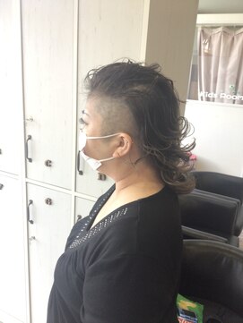 ハピネス 泊店(happiness) 2ブロック