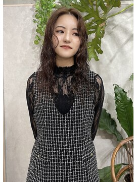 ウーフ(U-fu) ロングレイヤーパーマ