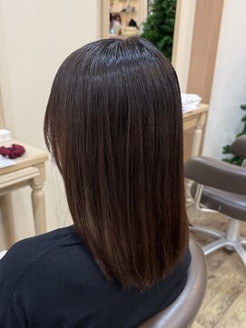 アルターリール(aL ter Rire) 黒髪/ボブルフ/ネビージュ/小顔/ワンレン/杉田花乃