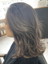 ウェイビー 桜木町店(WAVY)&nbsp;【細めハイライト】柔らかいハイライトカラー