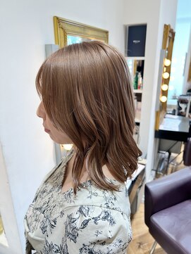 コワファースト させぼ五番街店(COIFF1RST) ワンブリーチ×ミルクティーベージュ♪