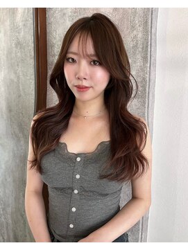 ムージー(moug) ざくざくレイヤーカット/暗髪/韓国/広島/袋町