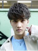 梅田シャドウパーマメンズマッシュセンターパートツイストパーマ