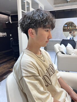 髪屋 紬 メンズ/メンズパーマ/メンズカット/波巻きパーマ