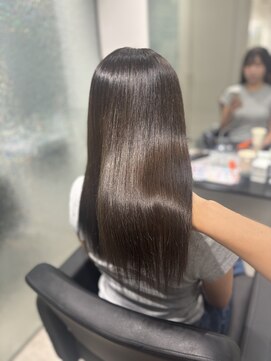 アオ(AO) オリーブグレージュ