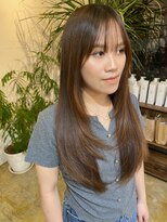 アドア(adore)&nbsp;レイヤーカット/顔周りレイヤー/前髪あり