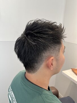 サロウィン 千葉(SALOWIN) 【千葉・30代メンズ】清潔感重視のビジネスショート