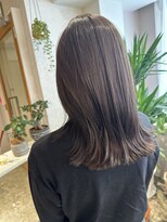 ユッカ エルア 武庫之荘南口(YUCCA elua) 【 YUCCA 】大人可愛い/ツヤベージュカラー