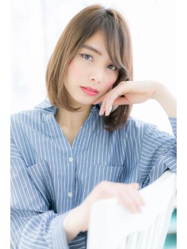 ミック ヘアアンドビューティー 大山店(miq  Hair&Beauty) 斜めバングの透け感レイヤーミディ