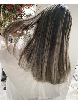 レディアル 大宮(REDEAL) 【REDEAL大宮】ハイライトメッシュ[エアータッチバレイヤージュ