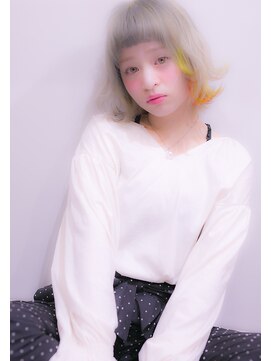 アルク(A.R.K) ホワイティカラー&イヤリングカラー