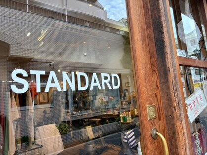 スタンダード(STANDARD)の写真