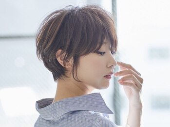 ヘアサロン ドットプラス 町田店(dot. plus)の写真/大人女性の為の美カラーご提案◎グレイカラーでも明るい色味も楽しめます。白髪ぼかし/ダブルカラー/ボブ