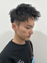 ヒュイル バイ ニアウ(Hwyl by Niau) メンズマッシュショートスパイラルパーマニュアンスパーマ眉毛