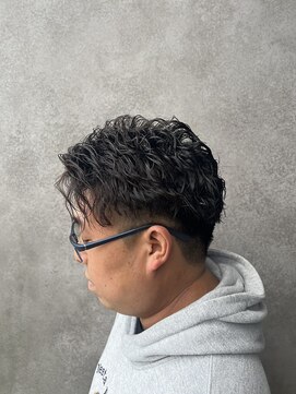 プラスイズム(PLUSISM) 刈り上げスパイラルパーマ