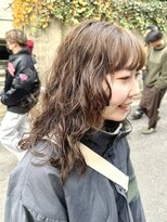 ナループロアオハナ(Nalu pu loa ohana)&nbsp;パーマ/くるくるパーマ/ベージュ/ブラウン/ロングパーマ