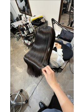 エッセンシア 表参道店(ESSENCIA) 黒髪艶ロング/髪質改善トリートメント◎