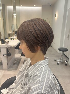 エイト 武蔵小杉店(EIGHT) 白髪染めでも明るく透明感のあるショートカラー