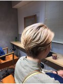 サイドバックスタイル