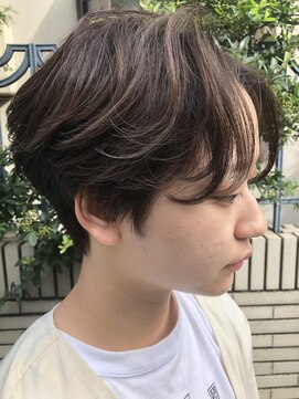 トレス(TRESS) 外国人風ハイライトカラーショートスタイル