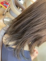 ヘアーゾーン ハチマルハチ 登戸駅前店(Hair Zone 808) セミロングマットグレージュ