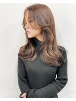 銀座　LIBERTEグレーベージュ×ロングレイヤー