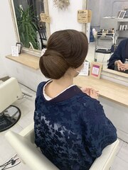 和髪シニヨン