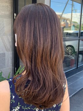 メゾン アヴァロ(Maison Avallo) #ナチュラルブラウン #アッシュブラウン