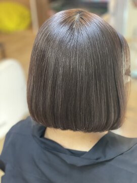 リプレシンクヘアー パサパサのエイジング毛をボブスタイル