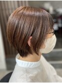 ショートカットショートボブミルクティーベージュカラー前髪あり