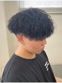 縦落ちツイストスパイラルパーマ　刈り上げマッシュ