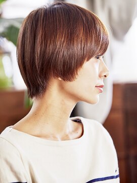 アマリス(Amaris) 艶出しショートボブ20代/30代/40代/庭瀬