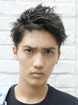アントバイフィフス 秋田(unt by fifth) スパイキーショートビジネスショートツーブロック刈り上げ30代