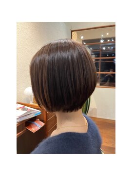 エルサフィロ キタハマ(el zafiro kitahama) 20×30×40代×似合わせカット×ショートボブ×ブラウンカラー